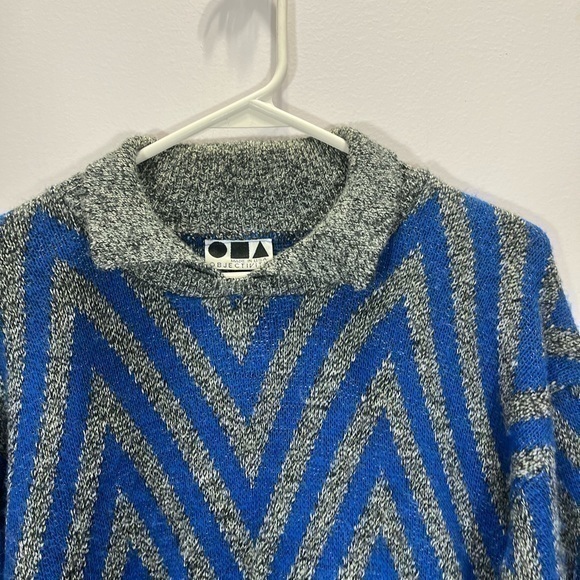 Vintage Objectivity Women’s Blue Grey Chevron Print Knit Sweater - Picture 11 of 11